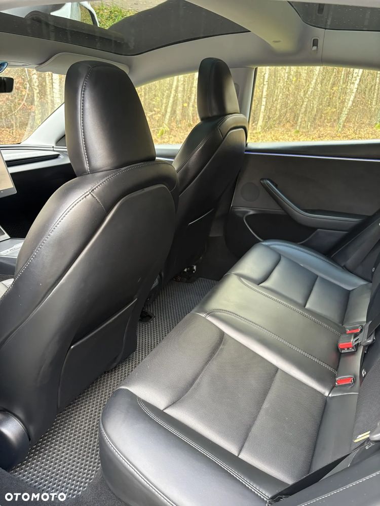 Tesla Model 3 AWD - 10