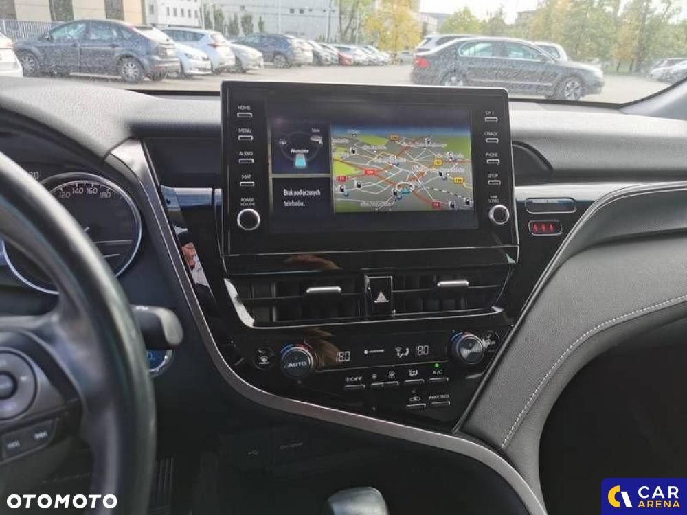 Toyota Camry - 35