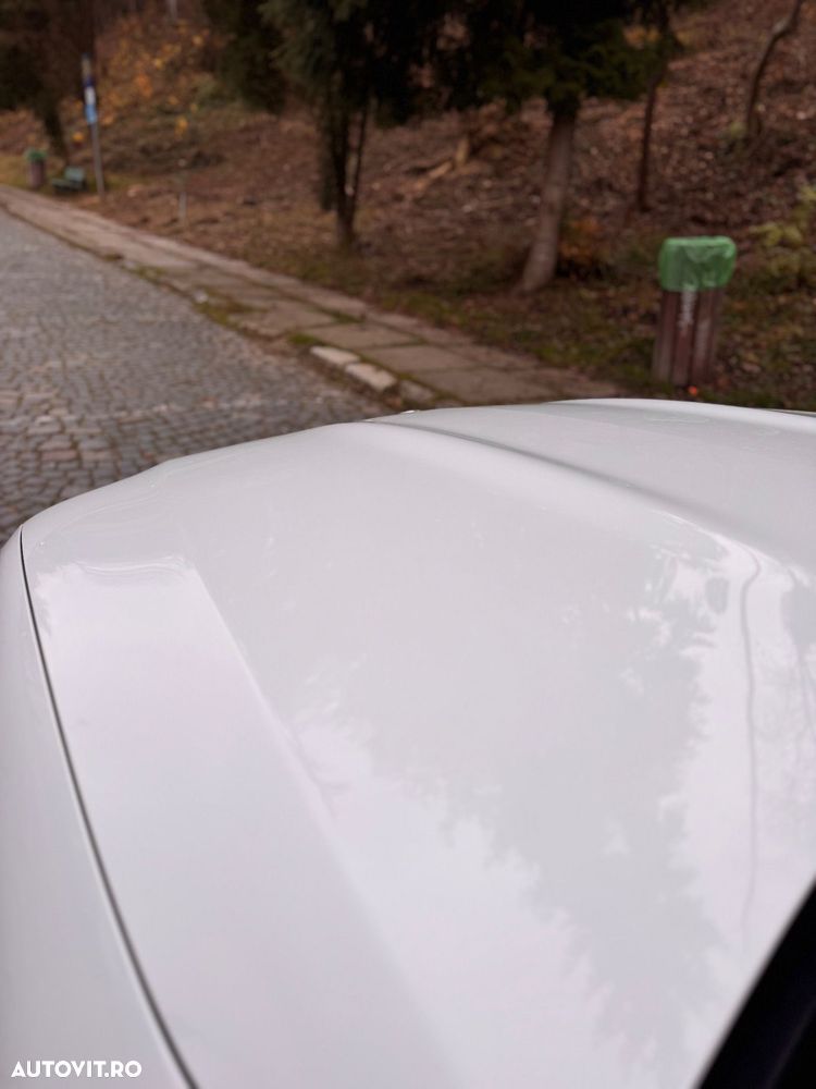 Mercedes-Benz E - 37