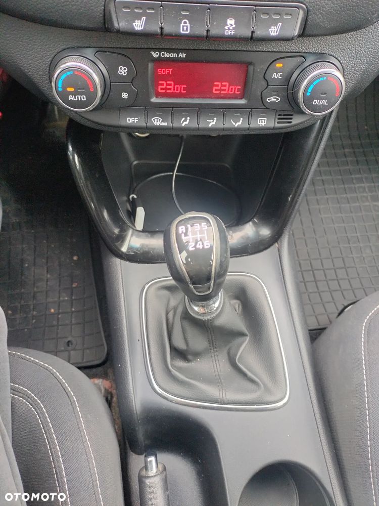 Kia Ceed - 30