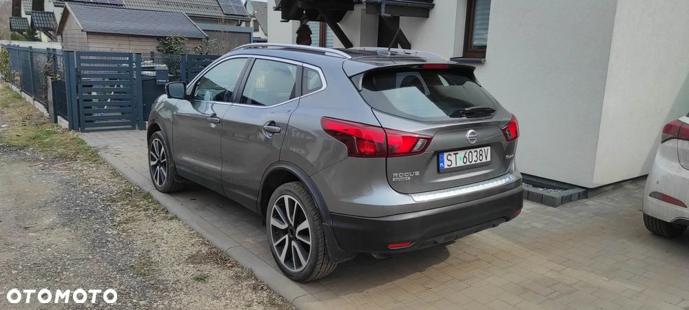 Nissan Qashqai - 14