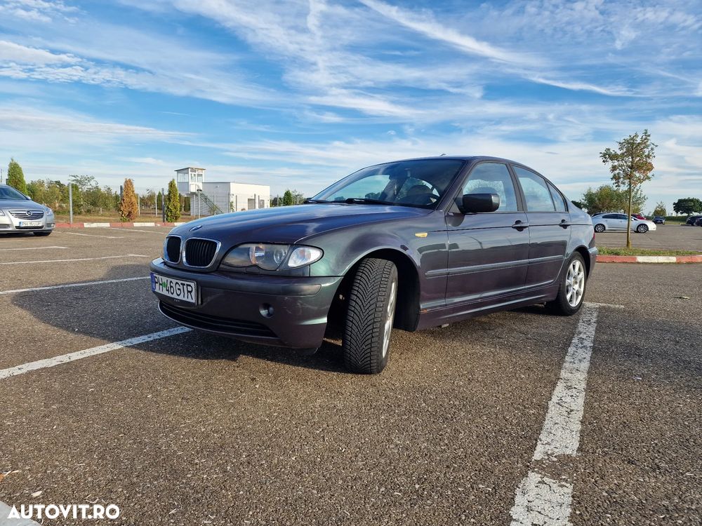 BMW Seria 3 318i - 26