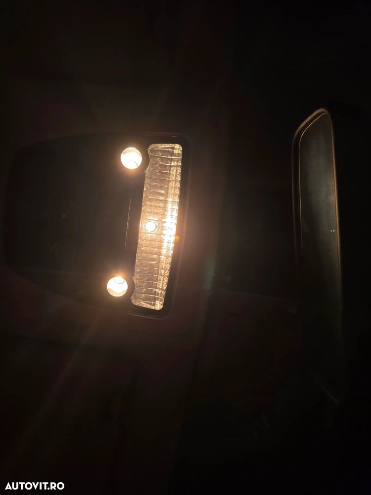 BMW Seria 5 ver-525d-xdrive - 34