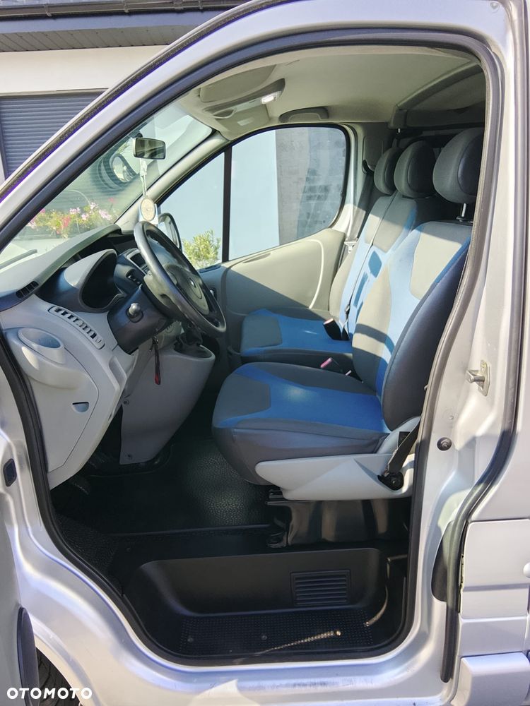 Renault Trafic - 9