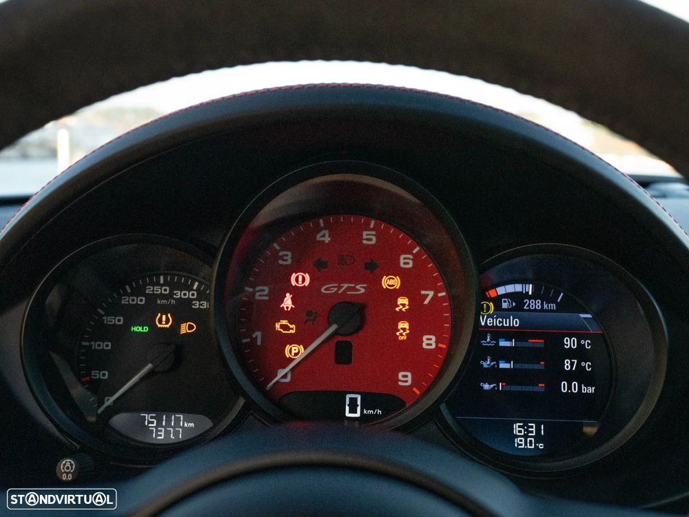 Porsche 718 Cayman GTS 4.0 - 35