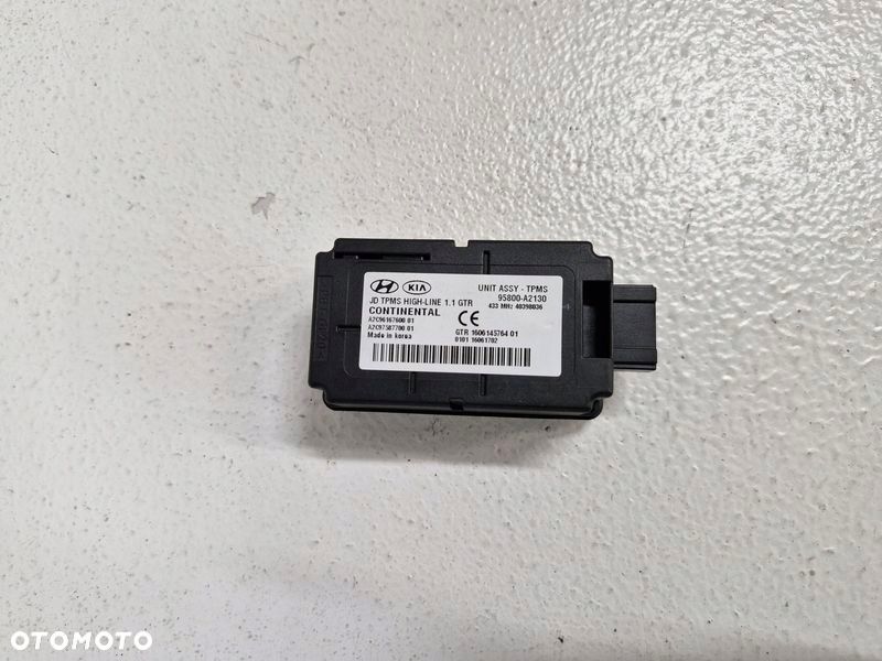 kia ceed 2 ii moduł sterownik ciśnienia opon tpms 95800-a2130 - 2