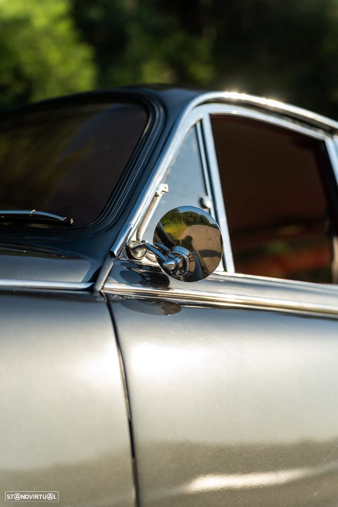 Jaguar Daimler - 38