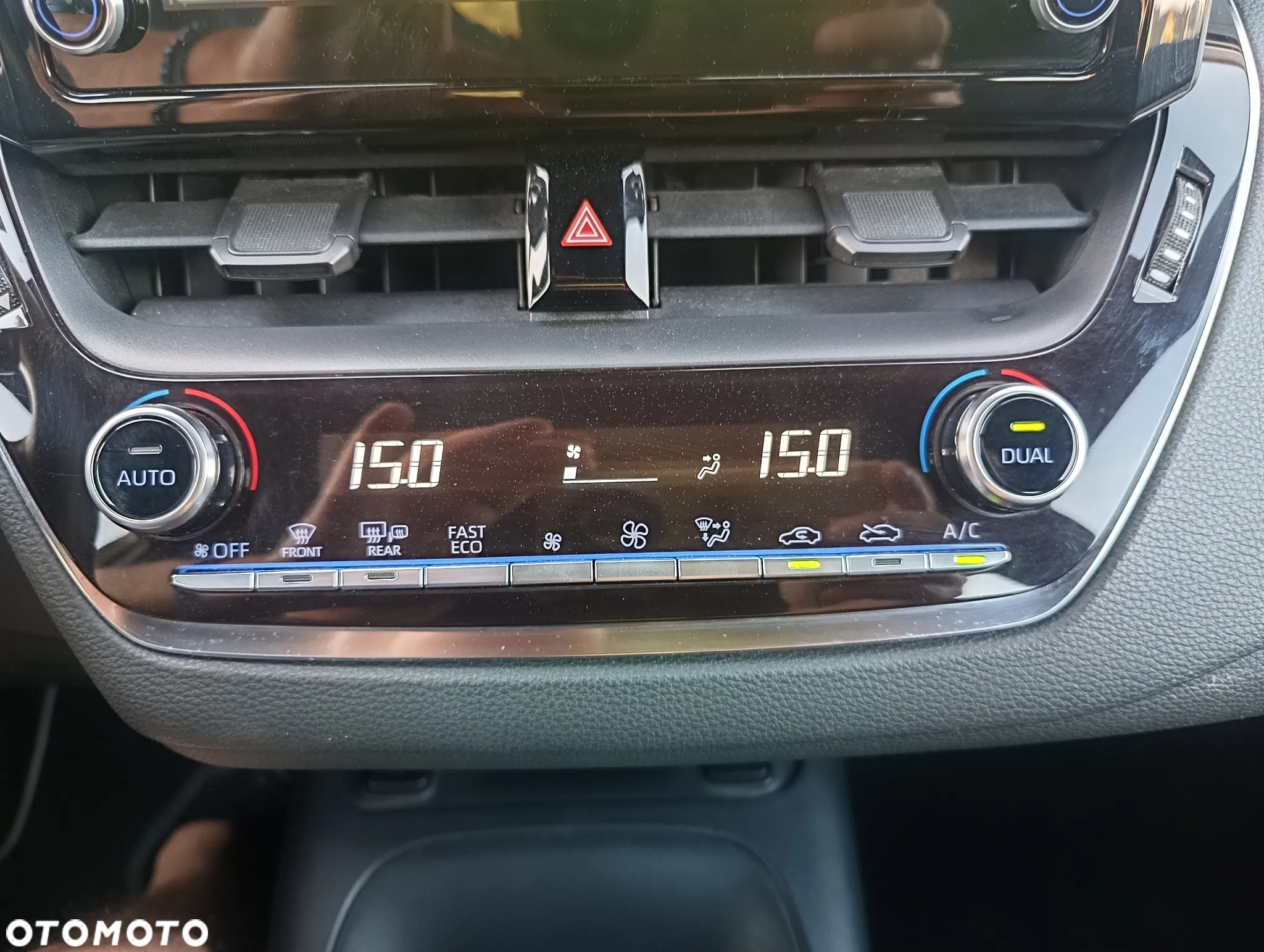 Toyota Corolla - 19