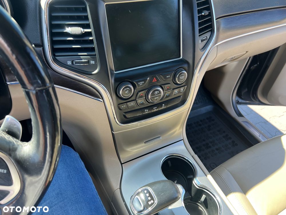 Jeep Cherokee - 2