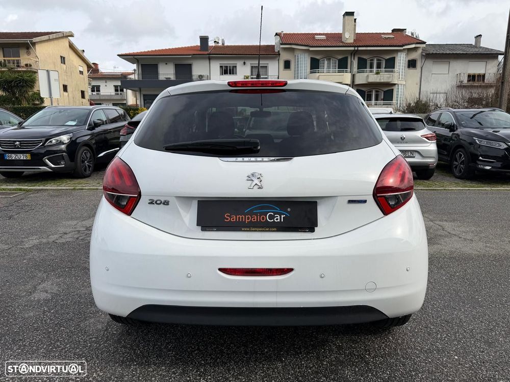 Peugeot 208 1.6 BlueHDi Style - 12