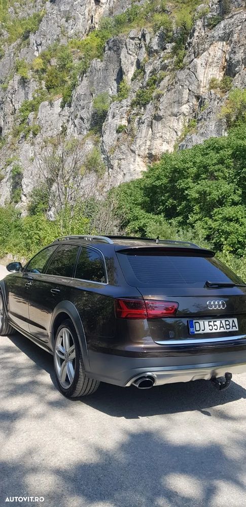 Audi A6 Allroad - 30