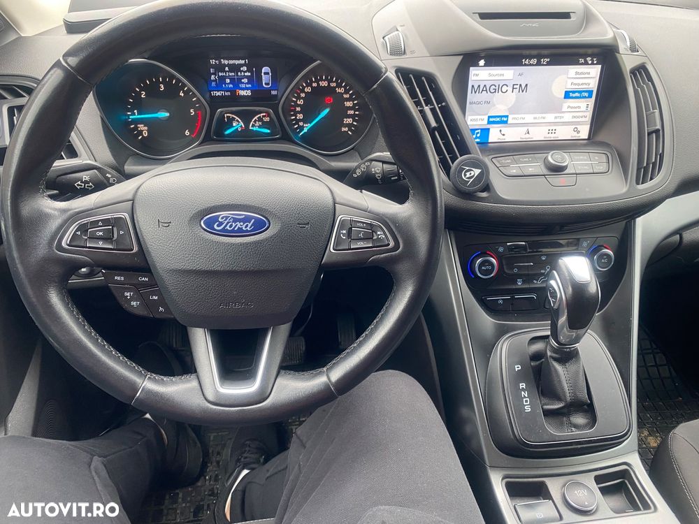 Ford Kuga - 5