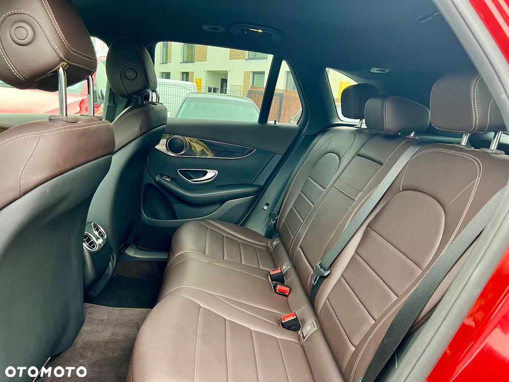 Mercedes-Benz GLC 250 4Matic 9G-TRONIC - 21