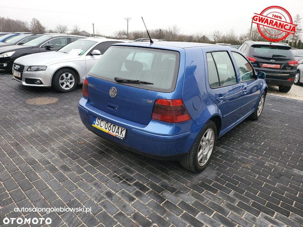 Volkswagen Golf - 10