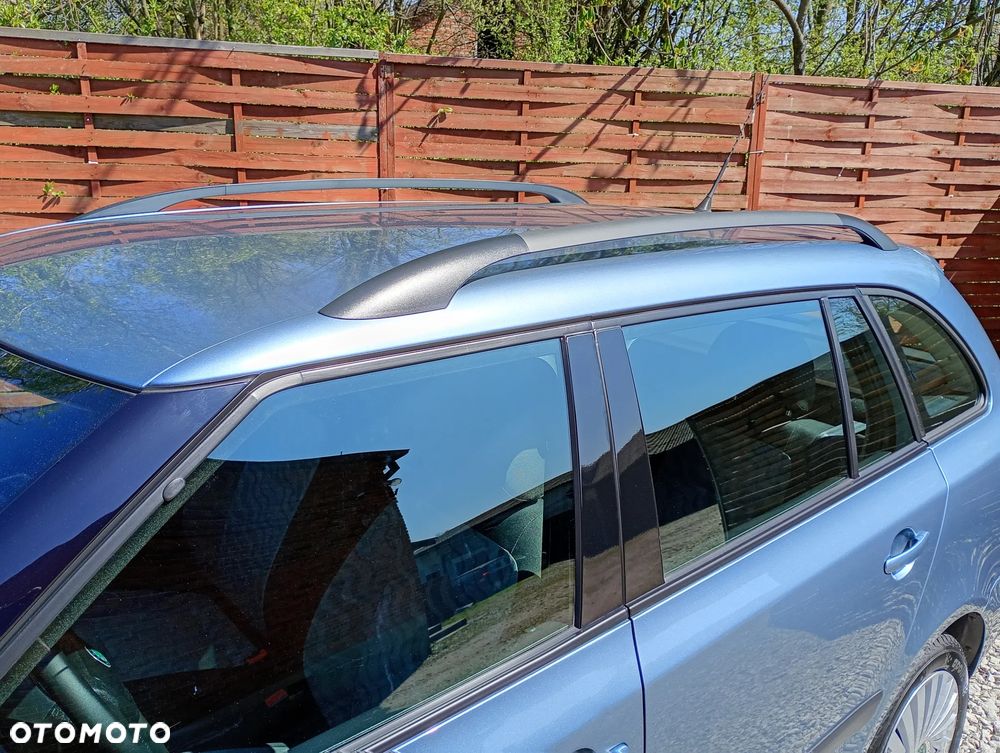 Skoda Fabia 1.2 HTP COOL EDITION - 32