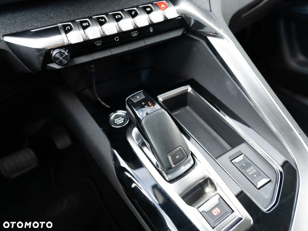Peugeot 5008 2.0 BlueHDi Allure Pack S&S EAT8 - 39