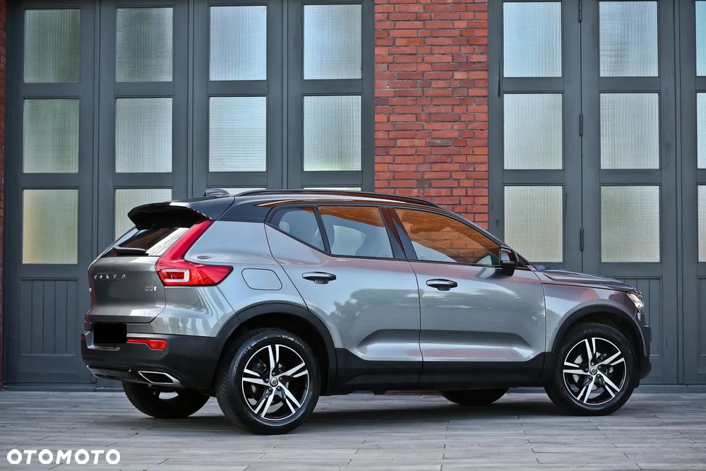 Volvo XC 40 D3 AWD Geartronic R-Design - 16