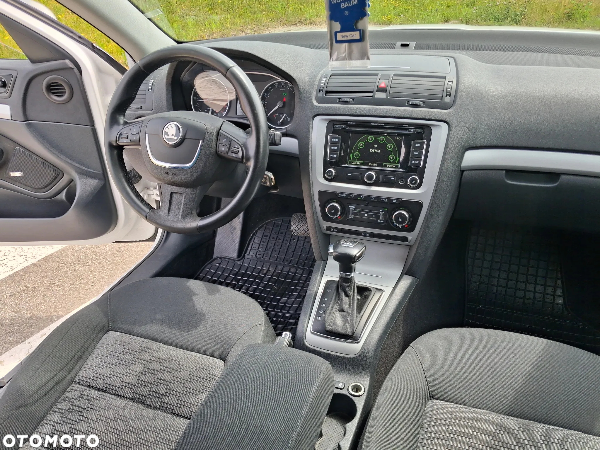 Skoda Octavia Combi 2.0 TDI DPF DSG Sport Edition - 16