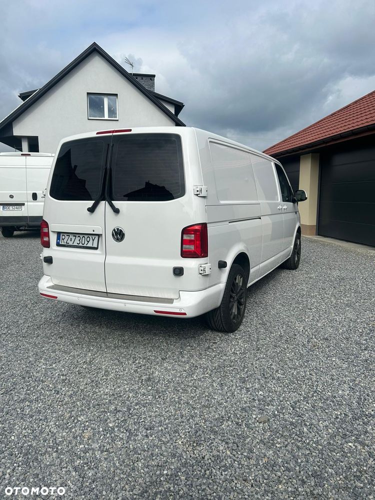 Volkswagen Transporter - 5