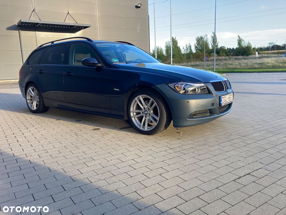BMW Seria 3 320d DPF Touring - 5