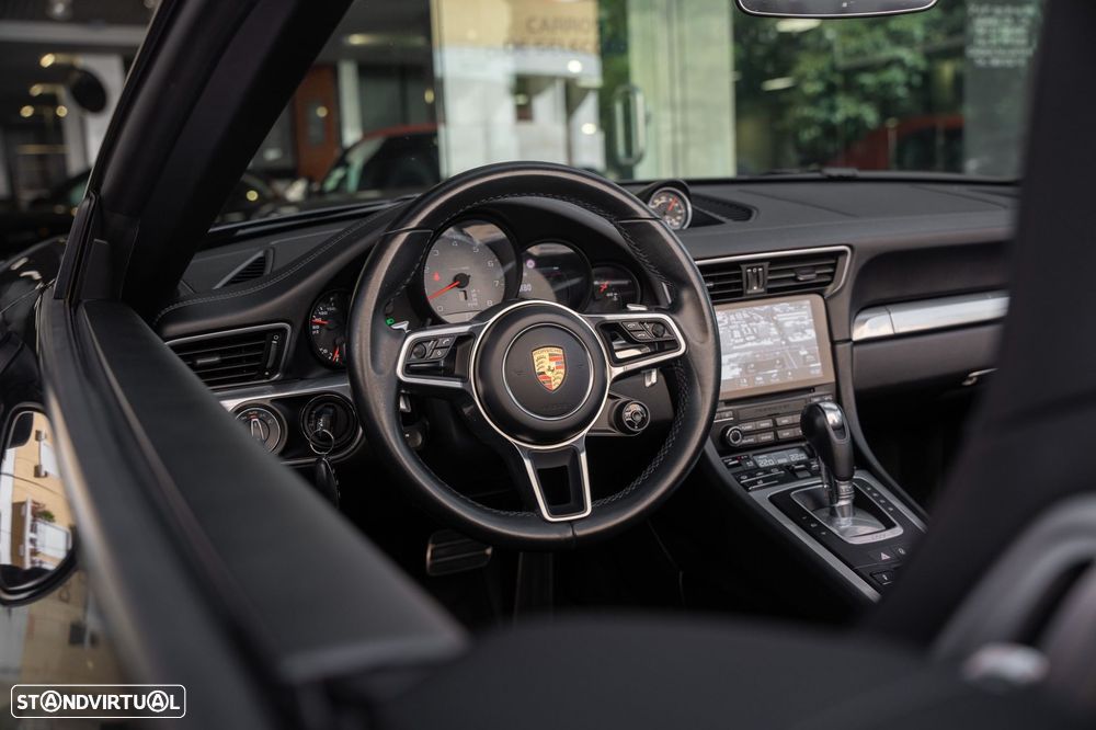 Porsche 911 (991) Carrera 4 S PDK - 18