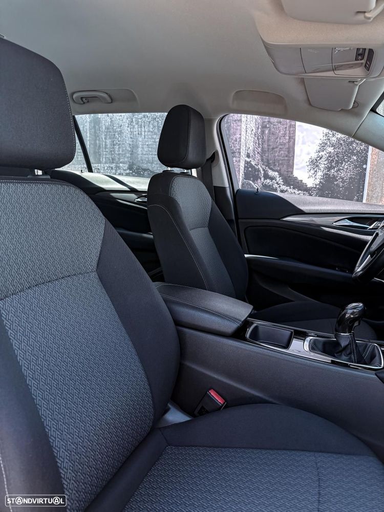 Opel Insignia Sports Tourer 1.6 CDTi Business Edition - 3