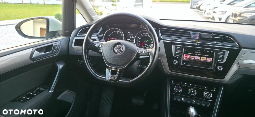 Volkswagen Touran 2.0 TDI BMT Active DSG - 18