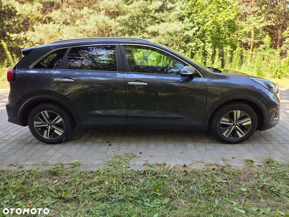 Kia Niro 1.6 GDI Hybrid L - 6