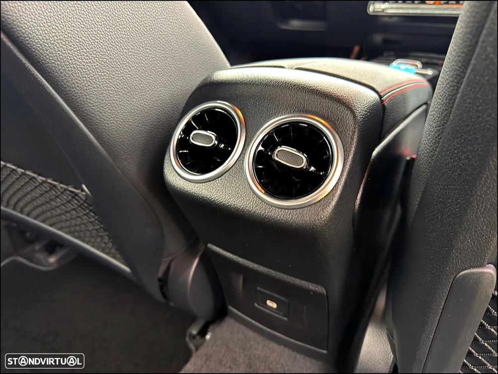 Mercedes-Benz A 250 e 8G-DCT Edition AMG Line - 11