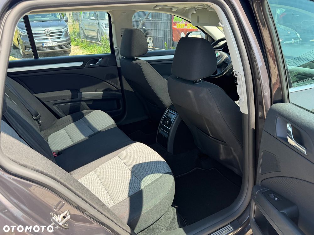 Skoda Superb 1.8 TSI Ambition DSG - 13