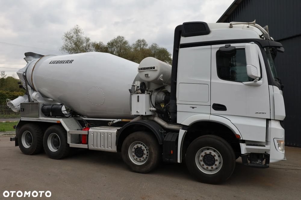 Mercedes-Benz Arocs 3251 - 2