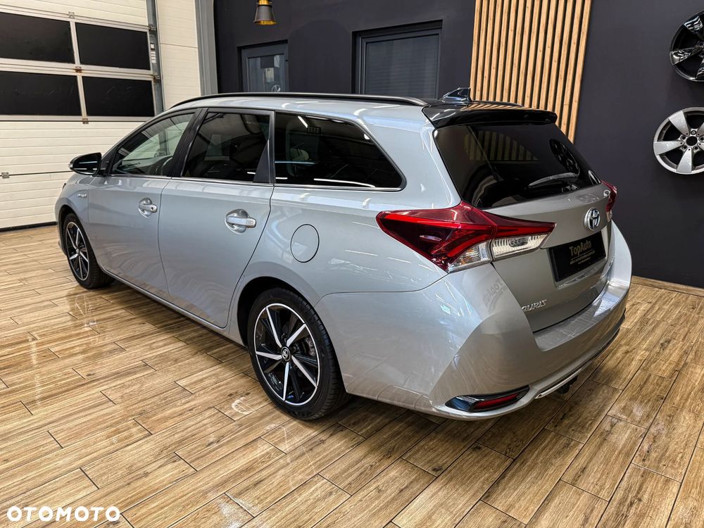 Toyota Auris 1.8 HSD Luna - 10