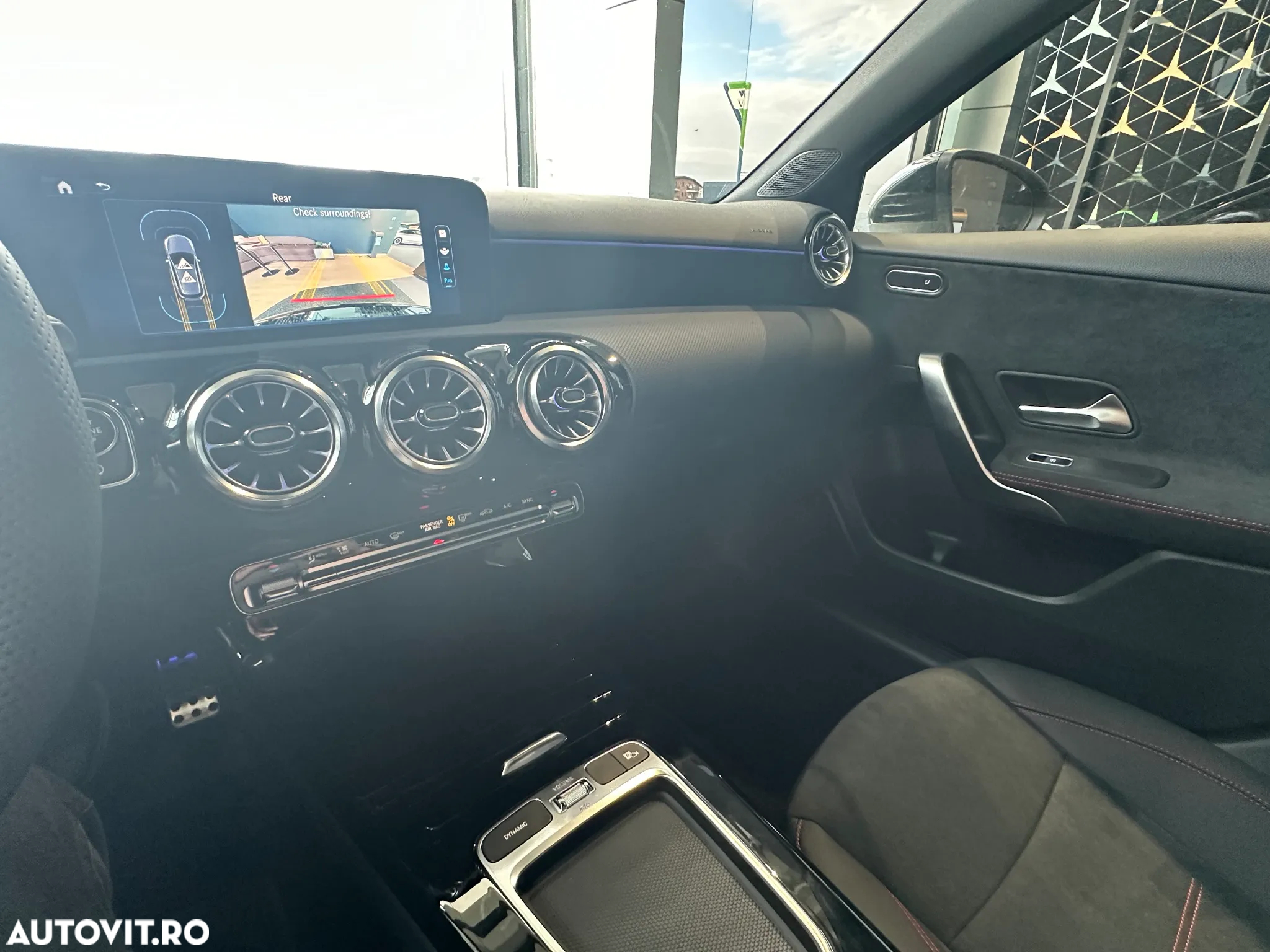 Mercedes-Benz A - 12