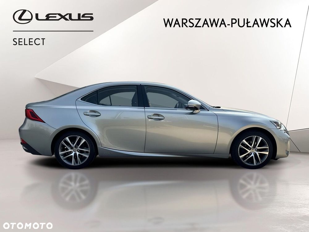 Lexus IS - 6