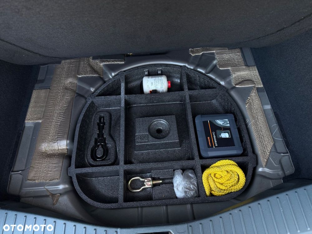 Ford C-MAX 1.6 EcoBoost Start-Stop-System Titanium - 30
