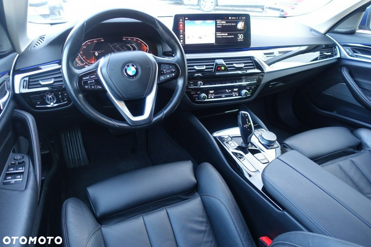 BMW Seria 5 - 29
