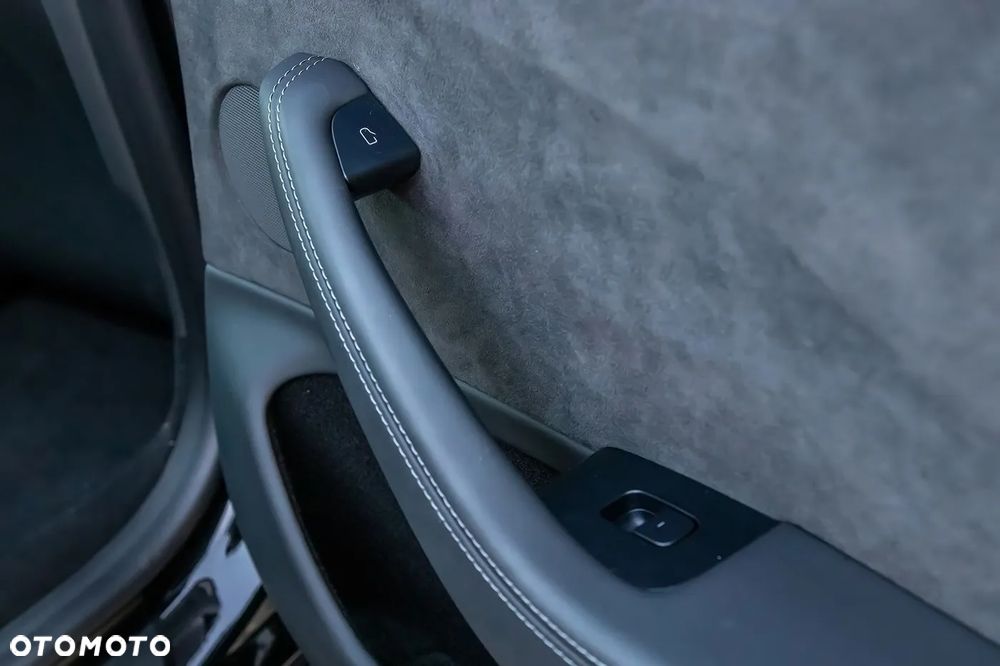 Tesla Model 3 - 20