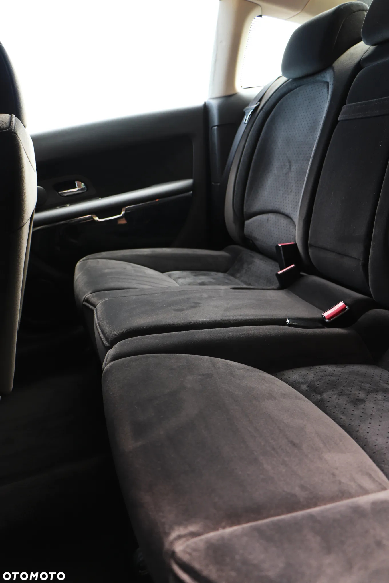 Citroën C6 2.2 HDi - 23