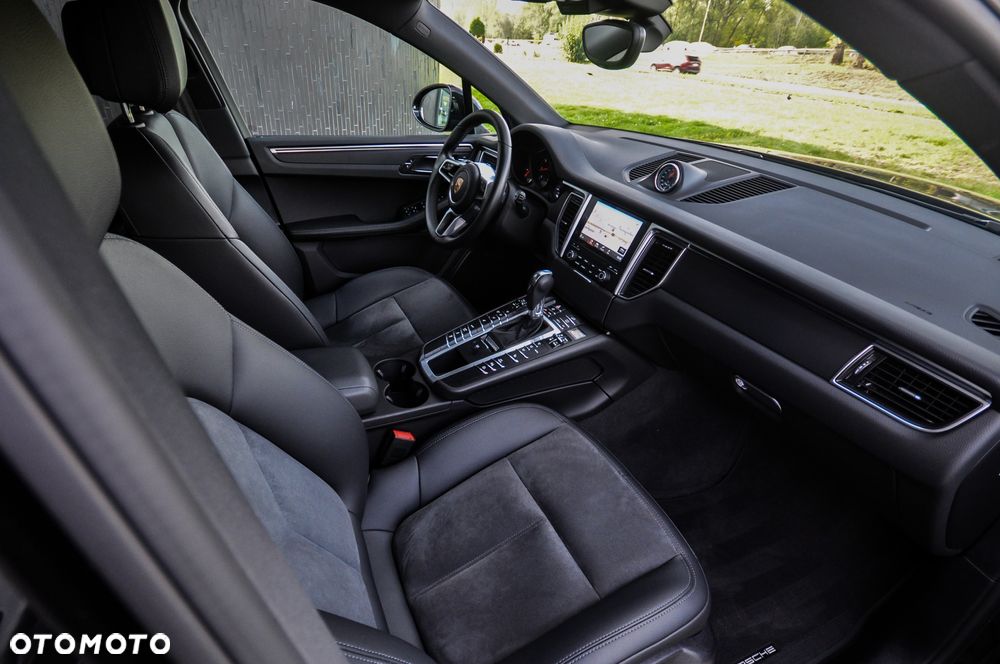 Porsche Macan - 8