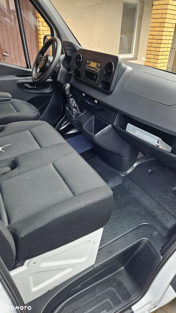 Mercedes-Benz SPRINTER 311CDI 37 - 12