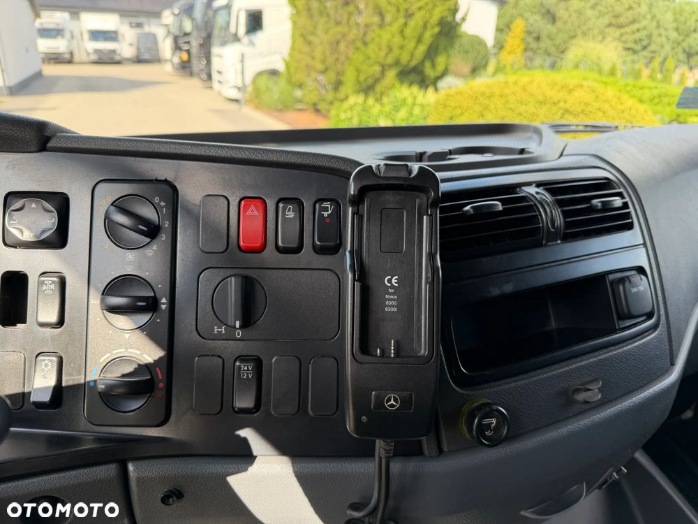 Mercedes-Benz Atego 1224 KONTENER Z WINDA!! - 23