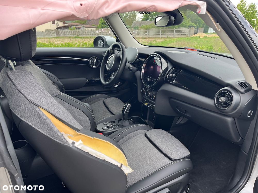 MINI Cooper SE - 11
