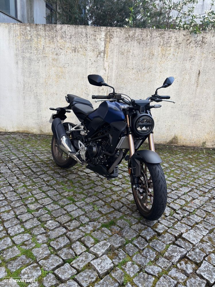Honda CB 300R - 1