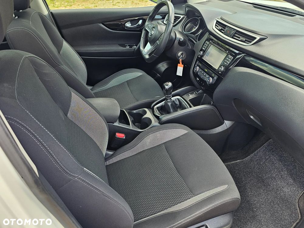 Nissan Qashqai 1.2 DIG-T Acenta EU6 - 10