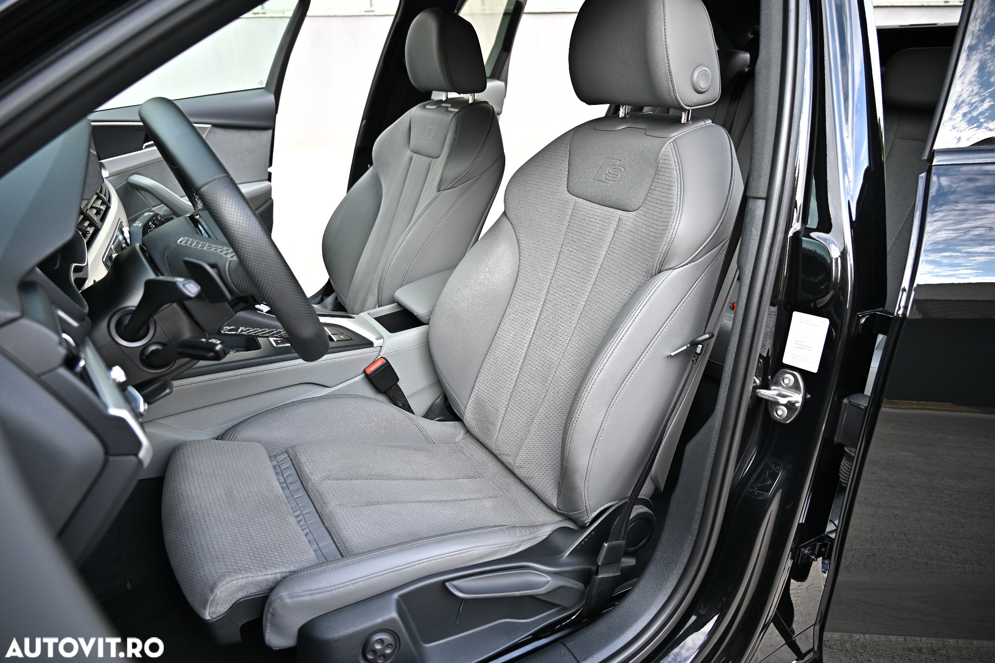 Audi A4 Avant 40 TDI S tronic S line - 13