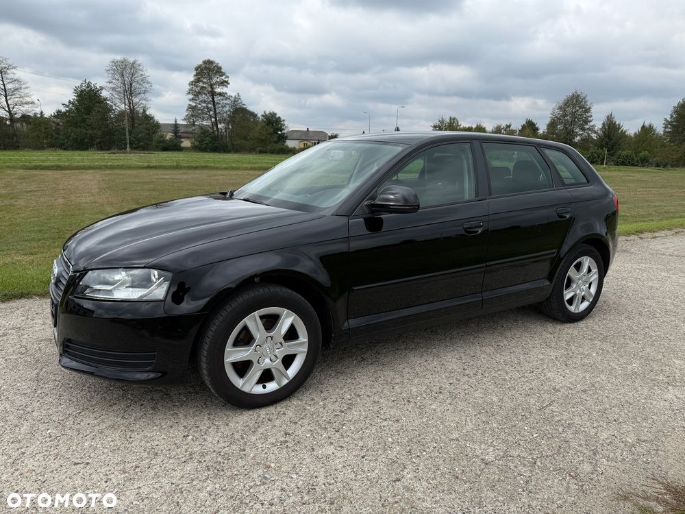 Audi A3 Sportback 1.6 Ambition - 4
