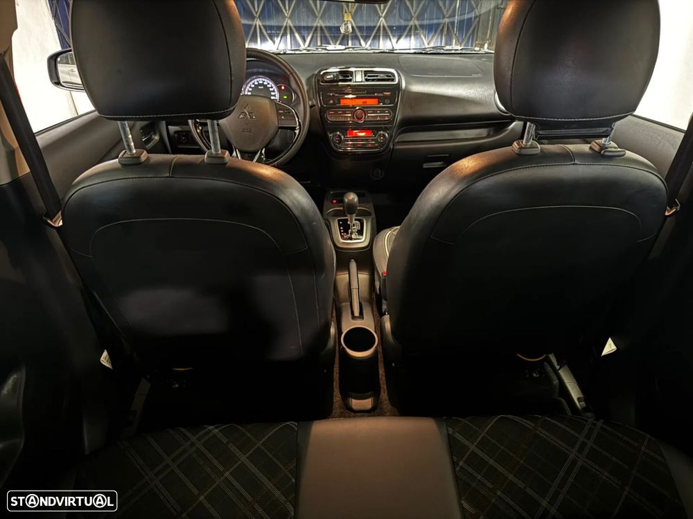 Mitsubishi Space Star 1.2 Intense CVT - 23