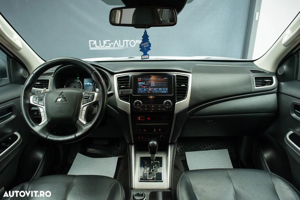 Mitsubishi L200 Double Cab 2.2 DI-D A/T Instyle - 4