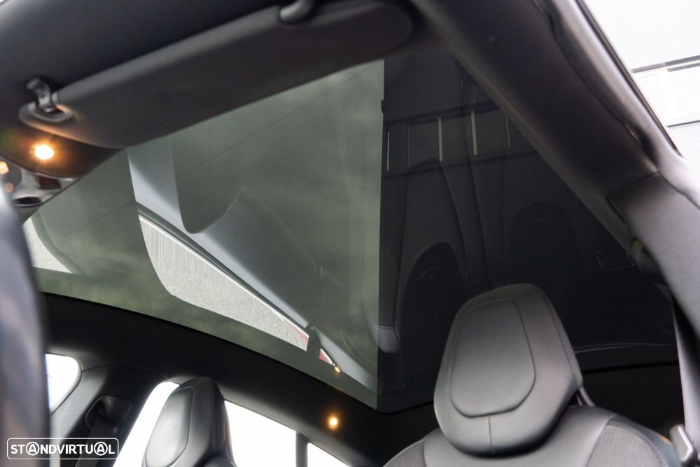 Tesla Model S Long Range AWD - 36