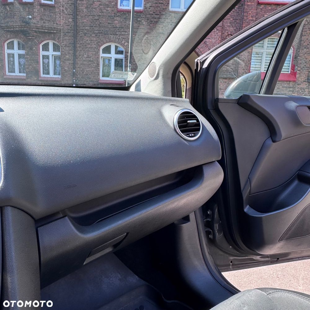 Opel Meriva - 18